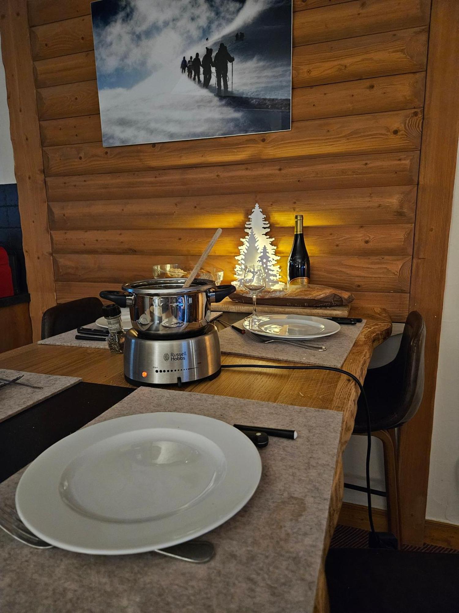 Appartement Arc 1950 M, Ski Au Pied, Piscine Exterieure Chauffee, Remontees Mecaniques A 100M, Sauna Et Salle De Sports Les Arcs  Værelse billede